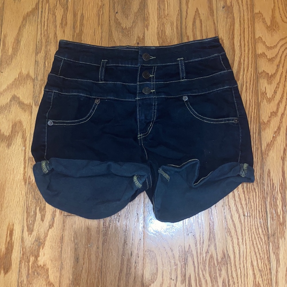 Mossimo Supply Co. Women’s Dark Wash Jean Shorts 6/28